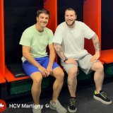 Les deux frères Melvin (droite) et Tom (gauche) Merola ensemble au HCV Martigny